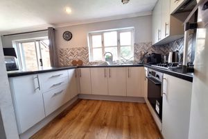 Kitchen - click for photo gallery